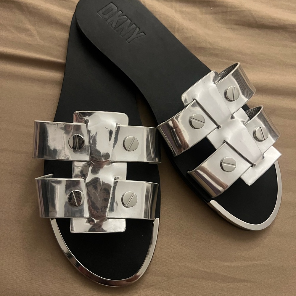 DKNY Women's Silver Slide Sandals Brand New